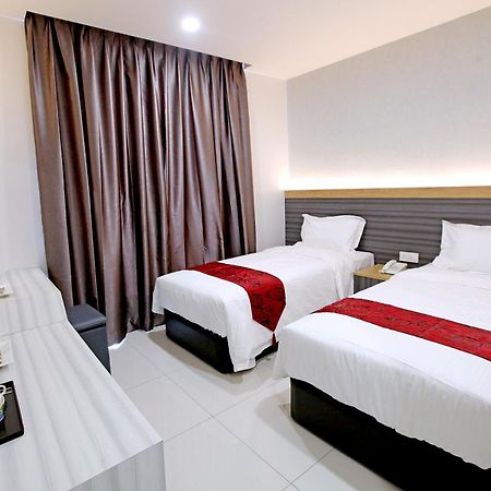 B&L Hotel Sungkai Esterno foto