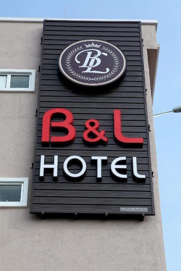 B&L Hotel Sungkai Esterno foto