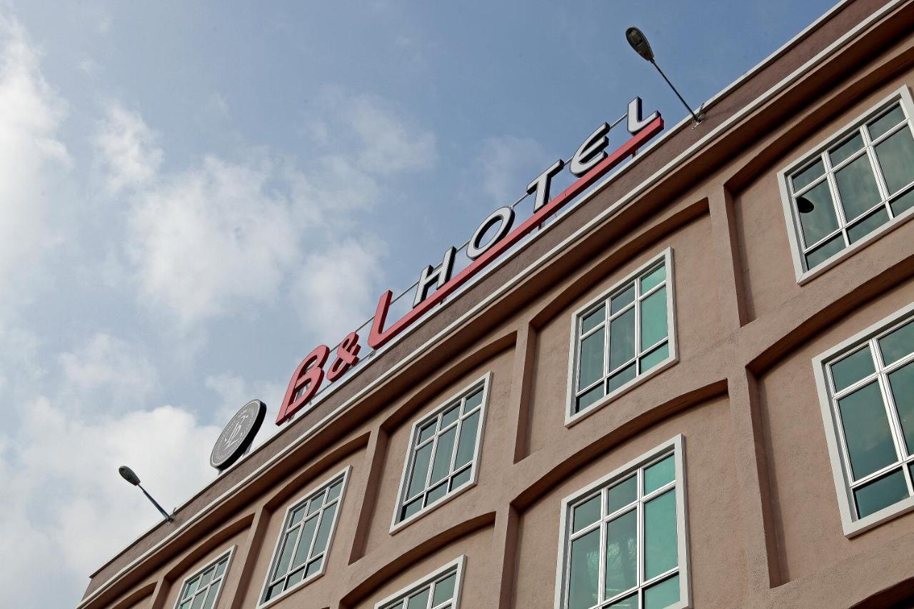 B&L Hotel Sungkai Esterno foto