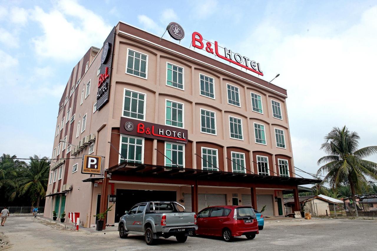 B&L Hotel Sungkai Esterno foto