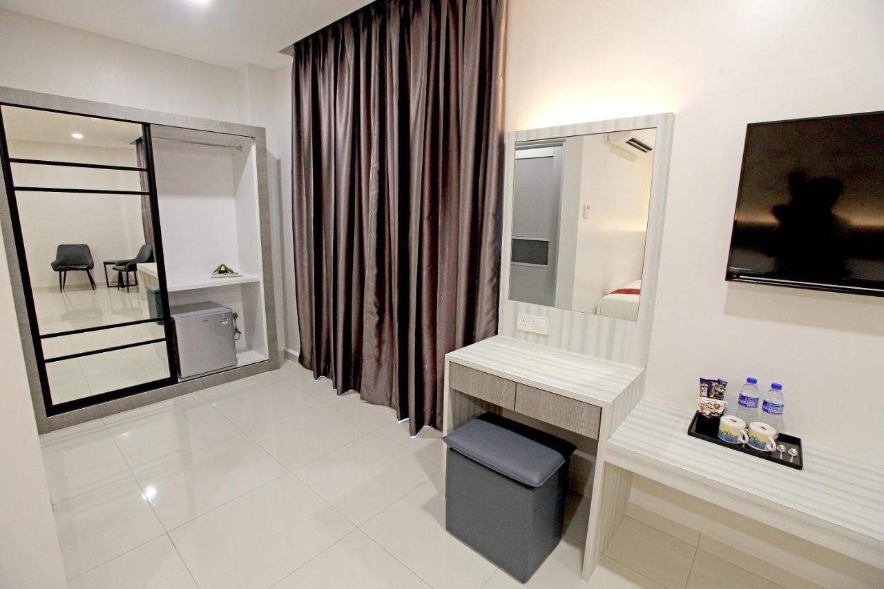 B&L Hotel Sungkai Esterno foto