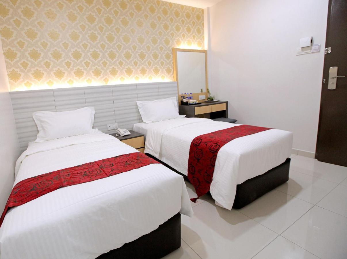 B&L Hotel Sungkai Esterno foto