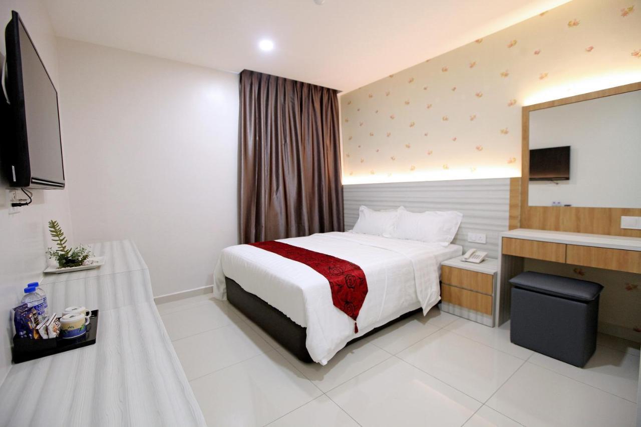 B&L Hotel Sungkai Esterno foto